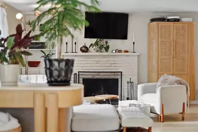 824 Foxland Dr, Pittsburgh, PA 15243 - Photo 11