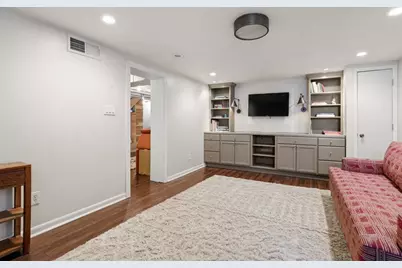 824 Foxland Dr, Pittsburgh, PA 15243 - Photo 37