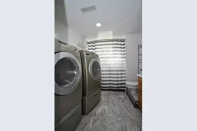 27 1st St, Houston, PA 15342 - Photo 43