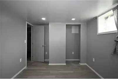 27 1st St, Houston, PA 15342 - Photo 39