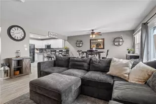 402 Acre Ave, Twp of But NW, PA 16001 - Photo 9