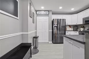 402 Acre Ave, Twp of But NW, PA 16001 - Photo 15