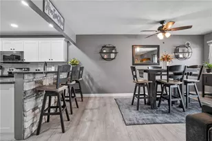 402 Acre Ave, Twp of But NW, PA 16001 - Photo 17