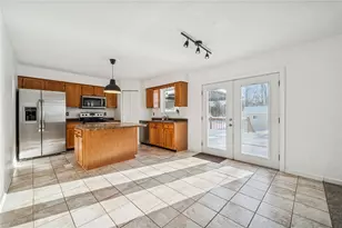 337 Chanticleer Cir, New Stanton, PA 15672 - Photo 7