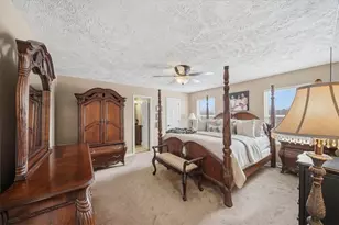 140 Cedar Ridge Dr, Center Township, PA 15061 - Photo 13