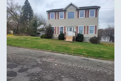 388 Lincoln St, Sharon, PA 16146 - Photo 1