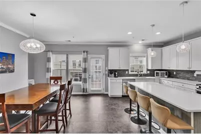 1304 Pointe View Dr, Adams Township, PA 16046 - Photo 3