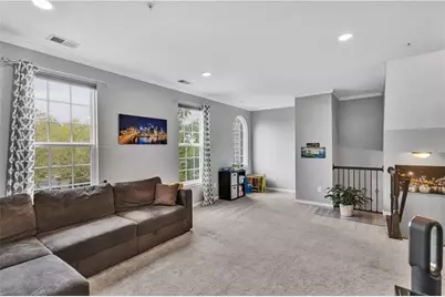 1304 Pointe View Dr, Adams Township, PA 16046 - Photo 7