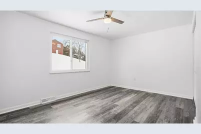 221 Bainbridge Drive, Center Township, PA 15001 - Photo 17