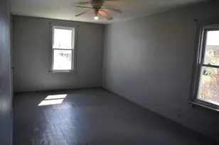 210 Maple Ln, Neville Twp, PA 15225 - Photo 9