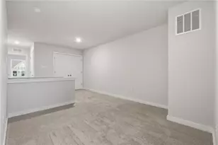 140 Scotland Ln, Harmony Boro, PA 16037 - Photo 17