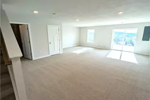 140 Scotland Ln, Harmony Boro, PA 16037 - Photo 17