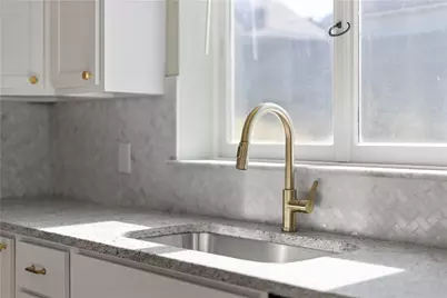 411 Edith St, Pittsburgh, PA 15211 - Photo 11