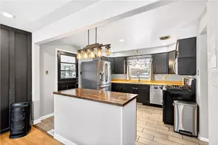 710 Santone Dr, Hempfield Township, PA 15601 - Photo 9