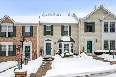 747 Parkridge Ln, Moon/Crescent Twp, PA 15108 - Photo 1