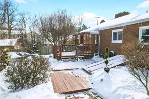 102 Lafayette Dr, Center Township, PA 15061 - Photo 27