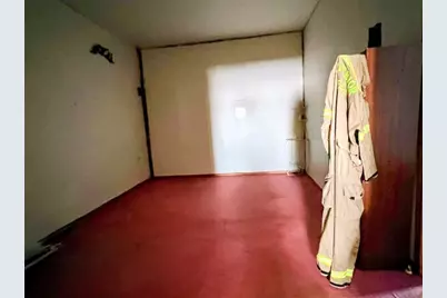 2029 Perry, Springfield Township, PA 16156 - Photo 13