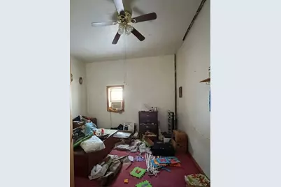 2029 Perry, Springfield Township, PA 16156 - Photo 15