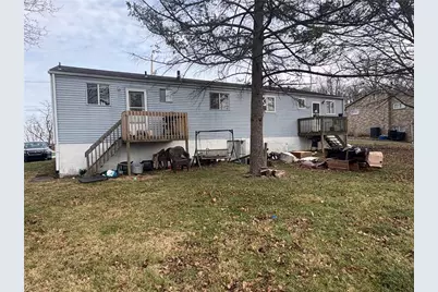 340-342 Roberts Rd, Pittsburgh, PA 15239 - Photo 3