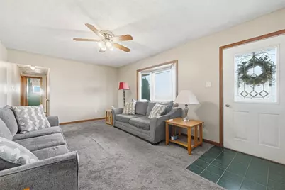 2586 Paige, Lower Burrell, PA 15068 - Photo 5