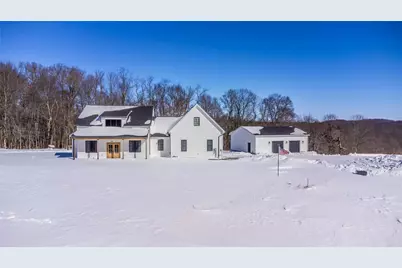 131 Conerty, Donegal, PA 16025 - Photo 5