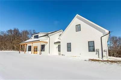 131 Conerty, Donegal, PA 16025 - Photo 9