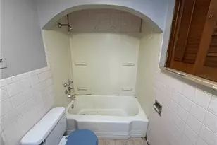 204 McCoy Rd, Stowe Township, PA 15136 - Photo 9