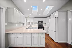 1621 Cordwell Dr, South Park, PA 15129 - Photo 17