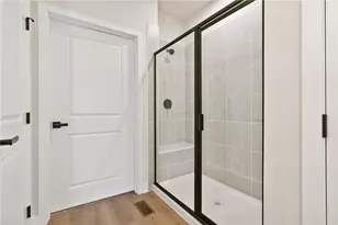 256 Dana Dr, Nottingham, PA 15330 - Photo 13