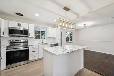 1842 Graham Blvd, Pittsburgh, PA 15235 - Photo 11