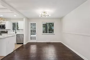 1842 Graham Blvd, Pittsburgh, PA 15235 - Photo 7