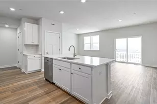 142 Scotland Ln, Harmony Boro, PA 16037 - Photo 3