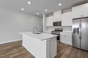 142 Scotland Ln, Harmony Boro, PA 16037 - Photo 5