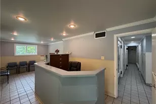 129 S Buhl Farm Dr, Hermitage, PA 16148 - Photo 7