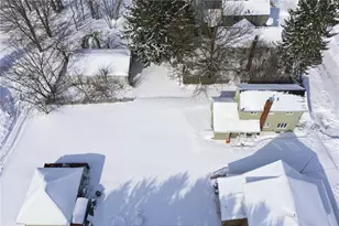 1224 Finch St, New Castle, PA 16101 - Photo 7