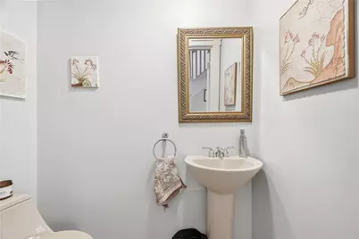 151 W Hutchinson, Pittsburgh, PA 15218 - Photo 9