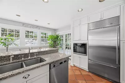 151 W Hutchinson Avenue, Pittsburgh, PA 15218 - Photo 19