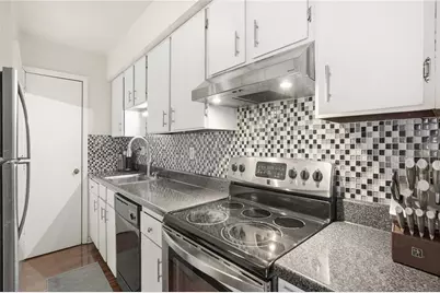 940 Adam Drive #E, Scott Township, PA 15216 - Photo 11