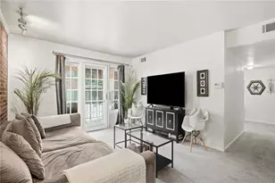 940 Adam Dr, Scott Township, PA 15216 - Photo 5