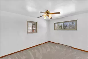 9342 Springfield Dr, Pittsburgh, PA 15101 - Photo 27