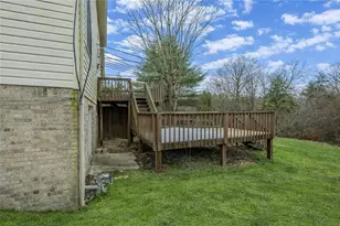 1045 Redoak Dr, Penn Twp, PA 15636 - Photo 5