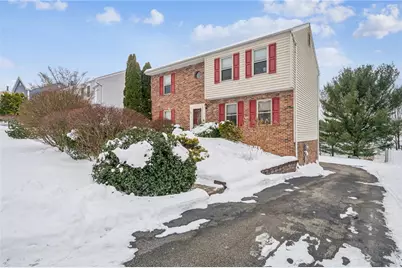 440 Shelbourne Dr, Pittsburgh, PA 15239 - Photo 3