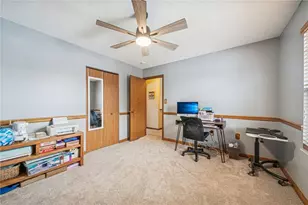 440 Shelbourne Dr, Pittsburgh, PA 15239 - Photo 35