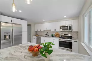 185 Grouse Dr, Elizabeth Twp/Boro, PA 15037 - Photo 11