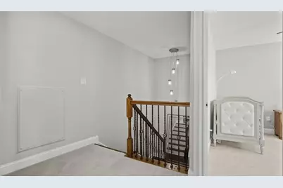 2023 Dantry Dr, Cecil, PA 15317 - Photo 23