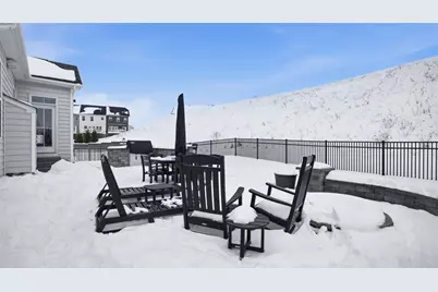 2023 Dantry Dr, Cecil, PA 15317 - Photo 39