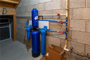 9529 Charley Dr, Pittsburgh, PA 15209 - Photo 35