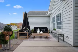 621 Old Glory Ln, Economy, PA 15042 - Photo 11