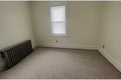 207 Sycamore St, Jeannette, PA 15644 - Photo 5