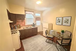 1621 Westfield St, Beechview, PA 15216 - Photo 3